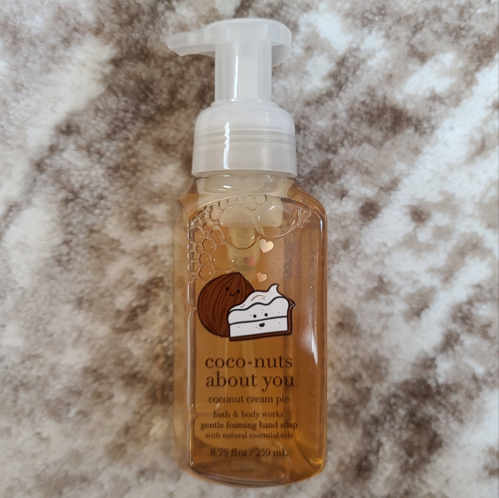 Coconut Cream Pie Foaming Hand Soap BBW